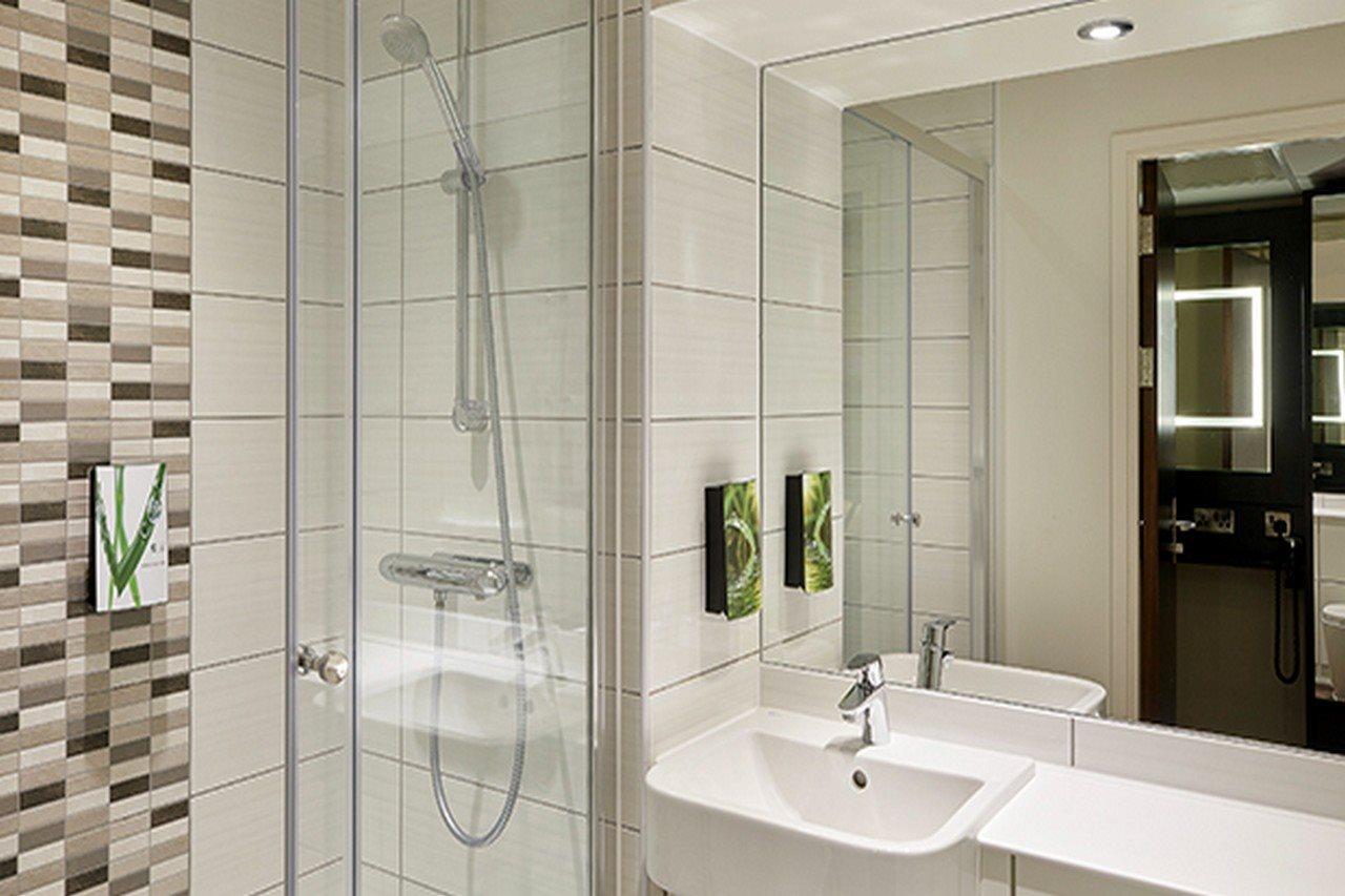 Premier Inn Maidenhead Town Centre ภายนอก รูปภาพ